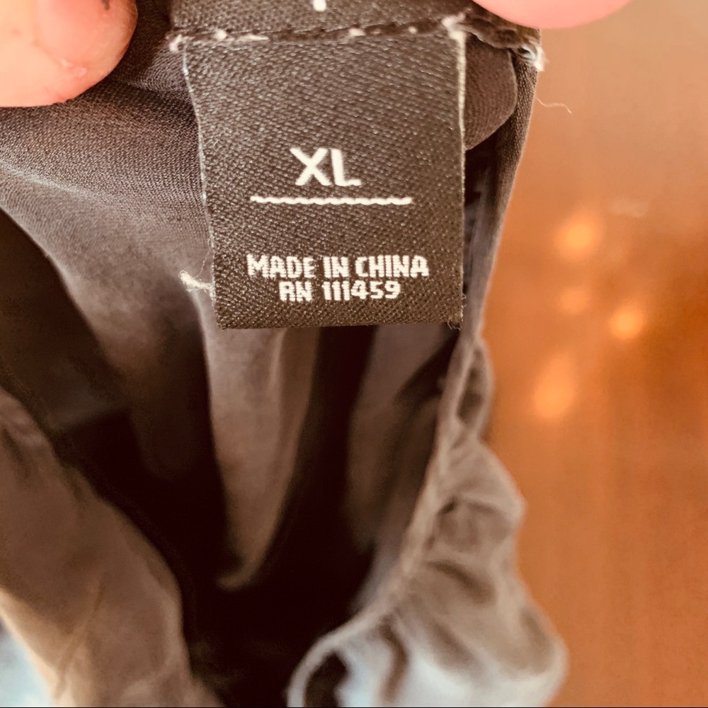 WHBM blouse! - Picture 4 of 4